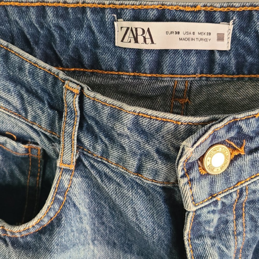 ZARA FULL LENGTH RIPPED HIGH RISE JEANS - Picture 2 of 5